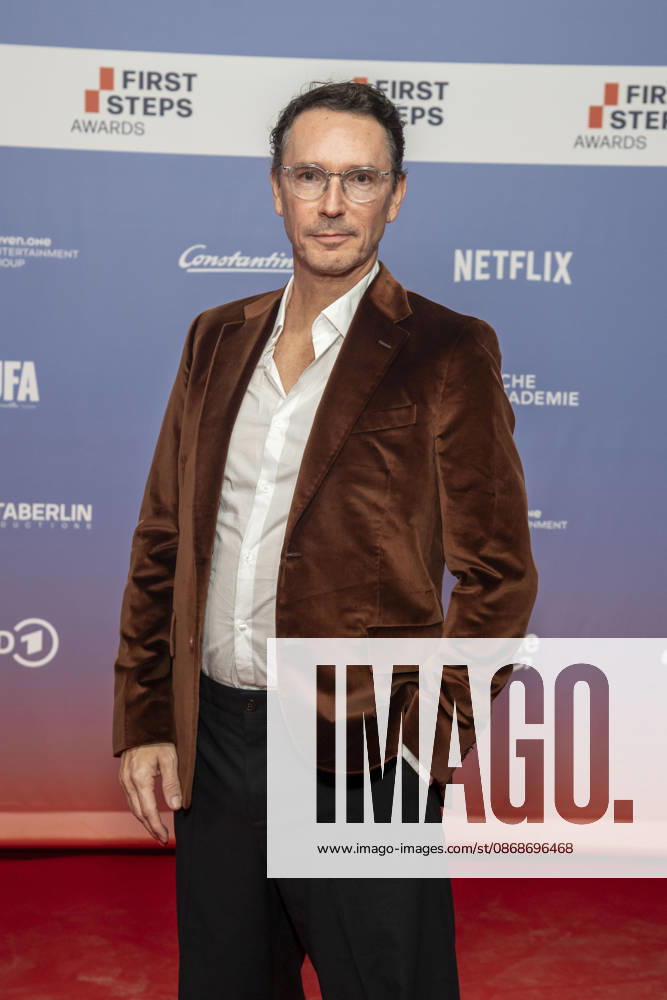 ABB FIRSTSTEPS: Sascha Schwingel walks the red carpet at the 2026 FIRST STEPS Awards ceremony at the Theater des Westens on October 5, 2026, in Berlin, Germany