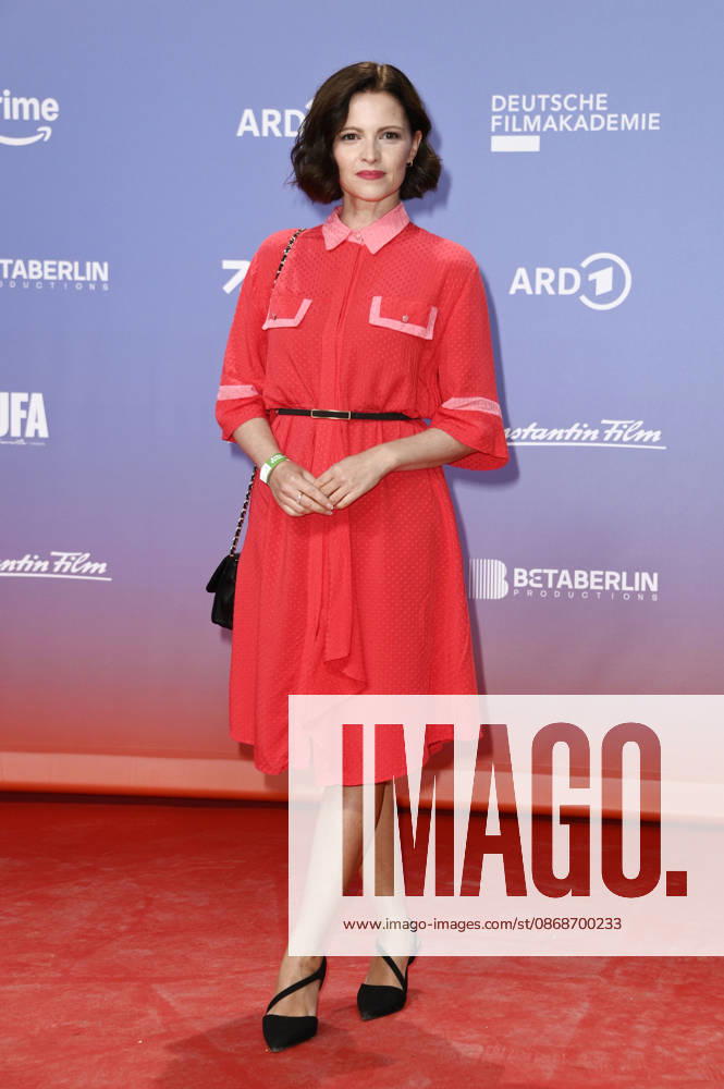 Jennifer Ulrich at the 27th First Steps Awards ceremony in 2026 at the Theater des Westens in Berlin, October 5, 2026 Foto:xN.xKubelkax xFuturexImagex first_steps_6177
