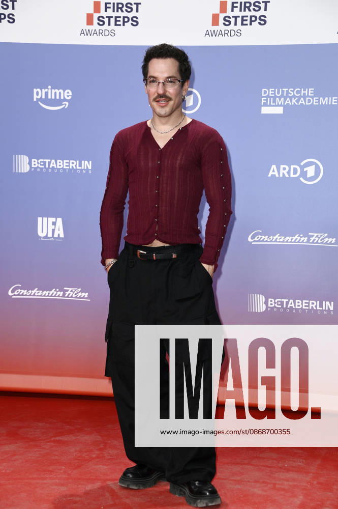 Nico Stank at the 27th First Steps Awards ceremony in 2026 at the Theater des Westens in Berlin, October 5, 2026 Foto:xN.xKubelkax xFuturexImagex first_steps_6189