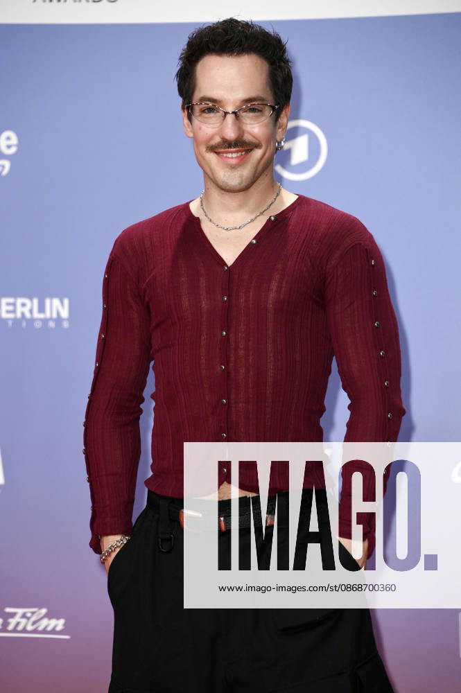 Nico Stank at the 27th First Steps Awards ceremony in 2026 at the Theater des Westens in Berlin, October 5, 2026 Foto:xN.xKubelkax xFuturexImagex first_steps_6190