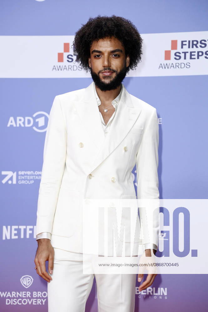 Lamin Leroy Gibba at the 27th First Steps Awards ceremony in 2026 at the Theater des Westens in Berlin, October 5, 2026 Foto:xN.xKubelkax xFuturexImagex first_steps_6195