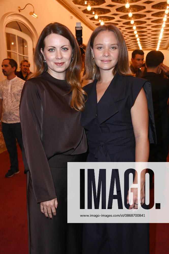 Alice Dwyer and Sonja Gerhardt at the 27th First Steps Awards ceremony in 2026 at the Theater des Westens in Berlin, October 5, 2026 Foto:xN.xKubelkax xFuturexImagex first_steps_6269