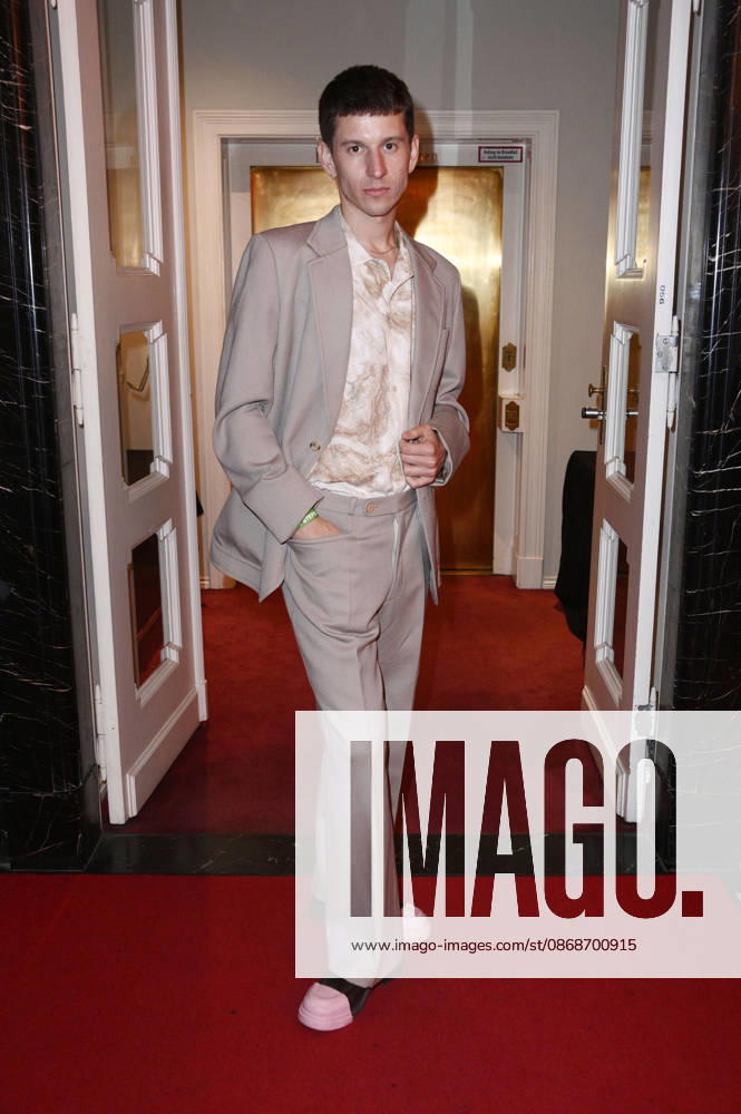 Lorenz Hochhuth at the 27th First Steps Awards ceremony in 2026 at the Theater des Westens in Berlin, October 5, 2026 Foto:xN.xKubelkax xFuturexImagex first_steps_6276