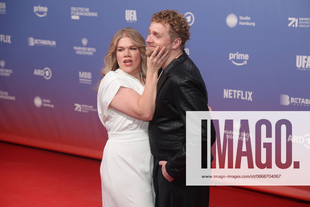 Gisa Flake and Knud Riepen at the 27th First Steps Awards ceremony in 2026 at the Theater des Westens in Berlin