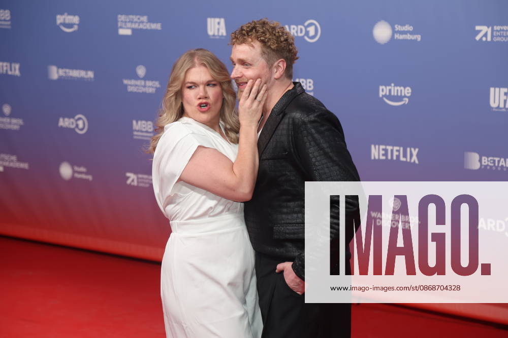 Gisa Flake and Knud Riepen at the 27th First Steps Awards ceremony in 2026 at the Theater des Westens in Berlin