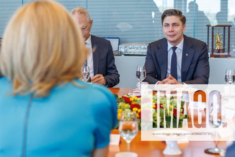 Bundestag: Bundestag President Julia Kloeckner welcomes the Prime Minister of the Republic of Lithuania, Mindaugas Sinkevicius, to the German Bundestag on October 6, 2026, in Berlin, Berlin, Berlin, Germany, Bundestag
