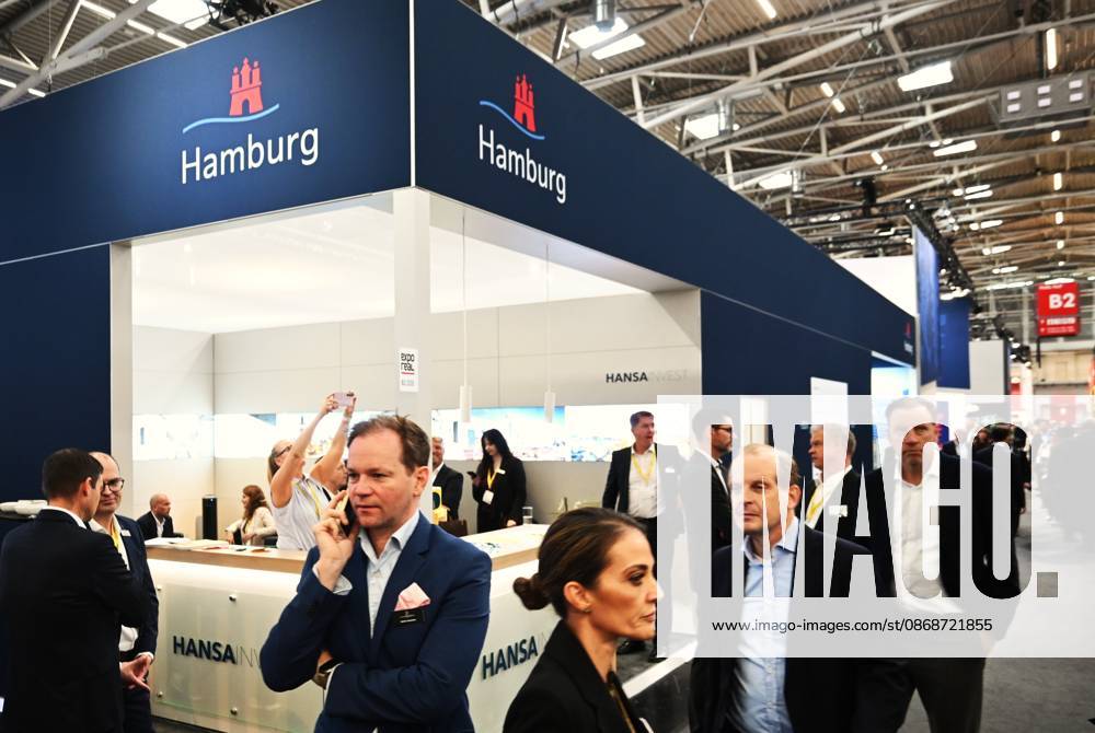 EXPO REAL 2026 is currently taking place at the Messe München exhibition grounds. It is Europe s largest international trade fair for real estate, investment, and infrastructure. Photo: Hamburg booth