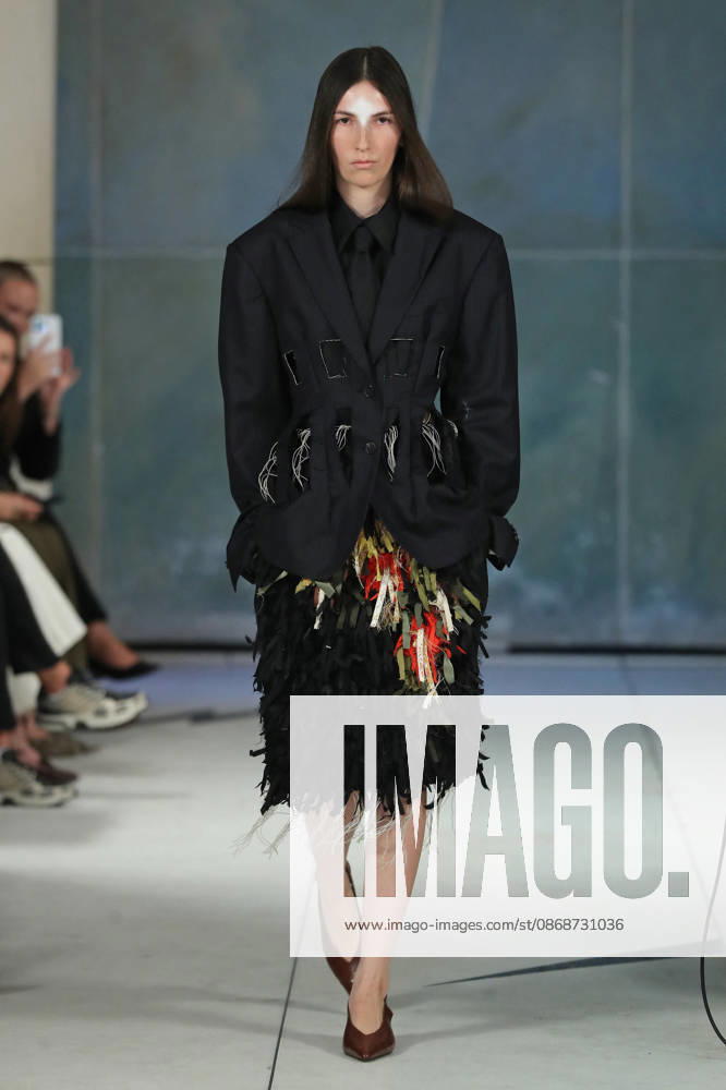 PFW - Litkovska Runway A model walks the runway during the Litkovska Womenswear Spring Summer 2027 show as part of the Paris Fashion Week on October 6, 2026 in Paris, France. Photo by Alain-Gil Gonzalez ABACAPRESS.COM Paris France
