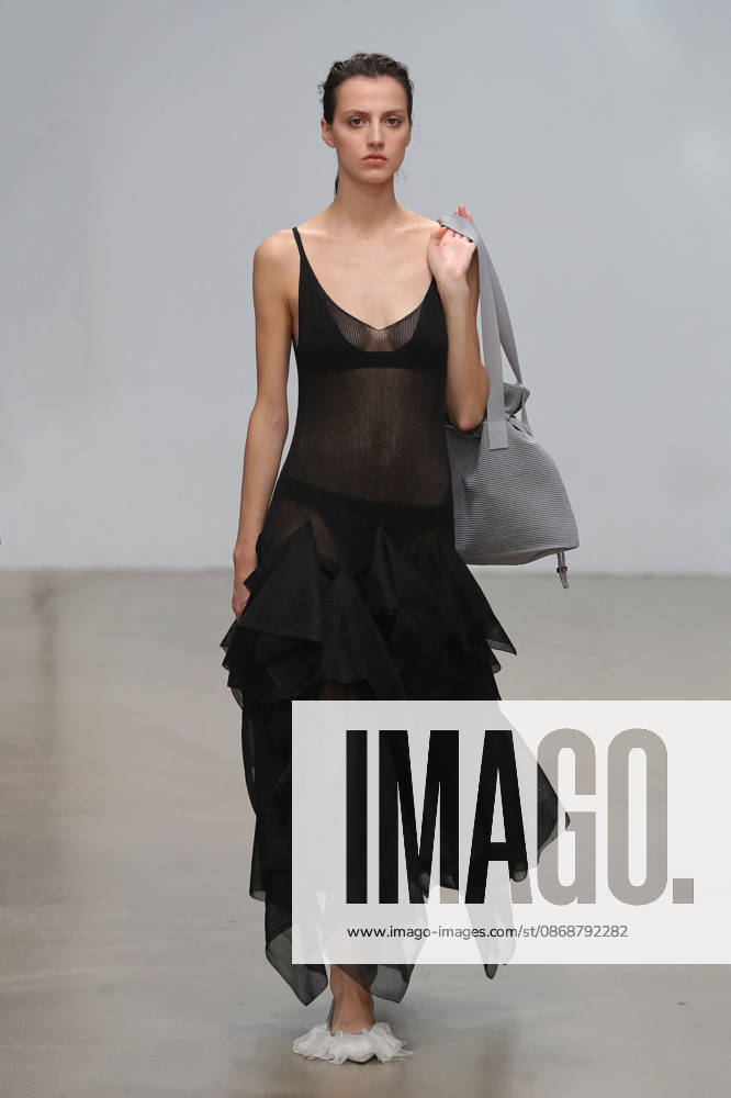 PFW - CFCL Runway A model walks the runway during the CFCL Ready to Wear Fall Winter 2026-2027 fashion show as part of Paris Fashion Week on March 10, 2026 in Paris, France. Photo by Alain-Gil Gonzalez ABACAPRESS.COM Paris France