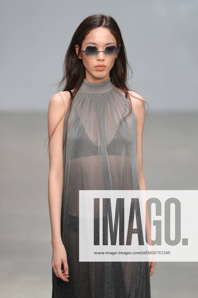 PFW - CFCL Runway A model walks the runway during the CFCL Ready to Wear Fall Winter 2026-2027 fashion show as part of Paris Fashion Week on March 10, 2026 in Paris, France. Photo by Alain-Gil Gonzalez ABACAPRESS.COM Paris France