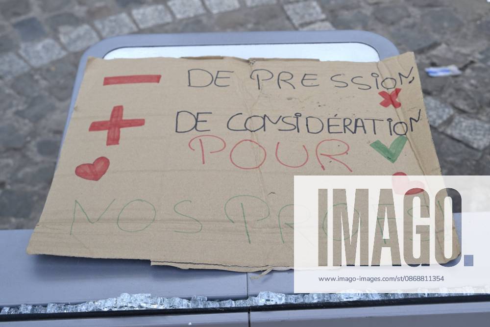 Liege Students Protest Against Austerity Measures 07 10 2026 LIEGE, BELGIUM Degradation at Place Saint-Lambert: Students protesting against the austerity measures introduced by the Wallonia-Brussels Federation (FWB) government are pictured in Liege, Belgium, on October 7, 2026. ( Liege Belgium