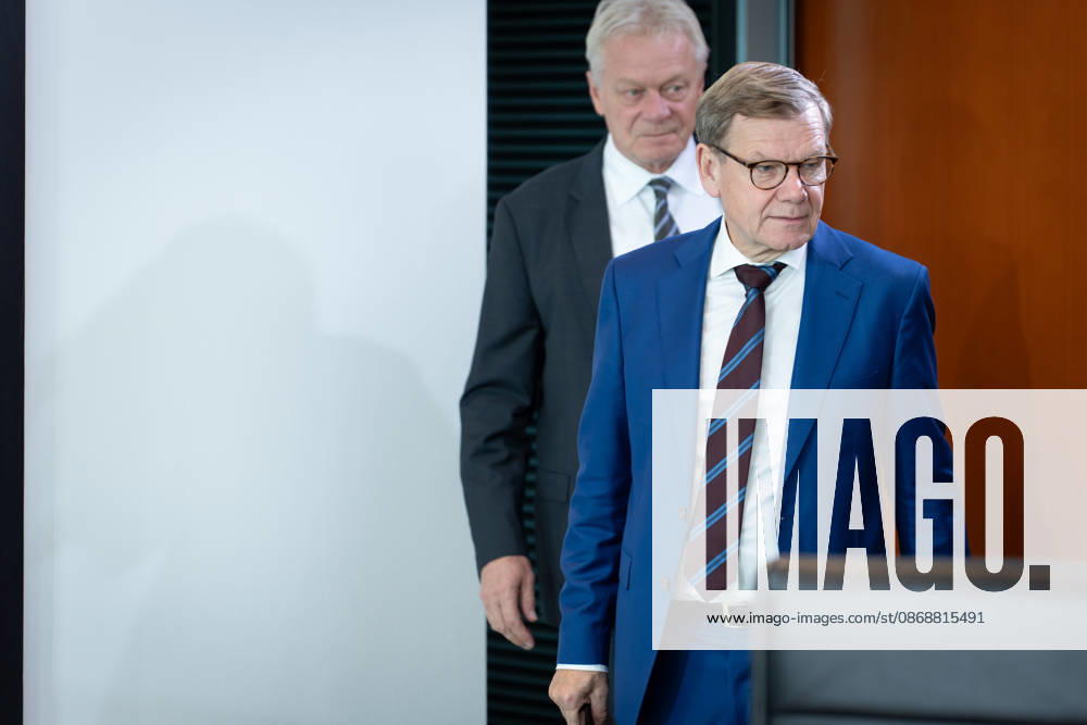 Cabinet meeting, Federal Government, Kickoff, Cabinet meeting, Federal Government, Johann Wadephul, Federal Minister of Foreign Affairs, Alois Rainer, Federal Minister of Food and Agriculture, Berlin, Berlin, GER