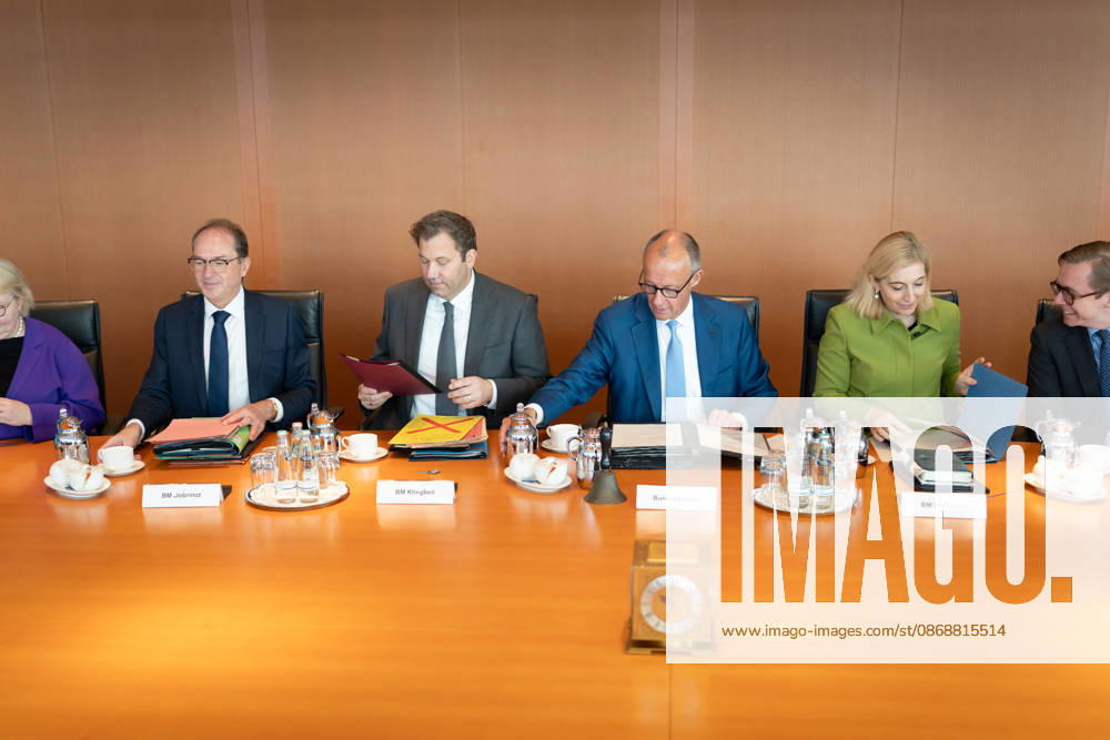 Cabinet meeting, Federal Government, Kickoff, Cabinet meeting, Federal Government, Federal Chancellor, Friedrich Merz, Minister of the Federal Chancellery, Nina Warken, Lars Klingbeil, Federal Minister of Finance, Vice Chancellor, Alexander Dobrindt, Federal Minister of the Interior, Katja Mast, Philipp Amthor Berlin Berlin GER