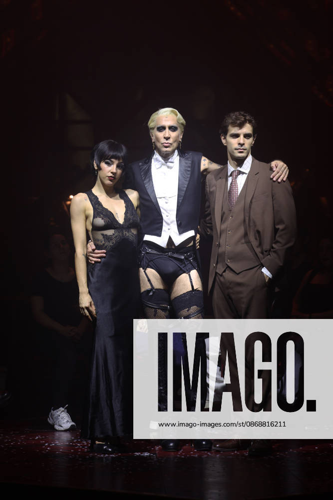 Mario Vaquerizo Presents the Musical *Cabaret* in Madrid Artist Laia Prats, Mario Vaquerizo, and actor José Pastor during the press preview of the musical *Cabaret* at Espacio Delicias on October 7, 2026, in Madrid, Spain. The artist will take on this iconic role starting October 9 at an even more immersive venue. CELEBRITIES MUSIC CABARET MUSICAL Madrid Madrid Spain
