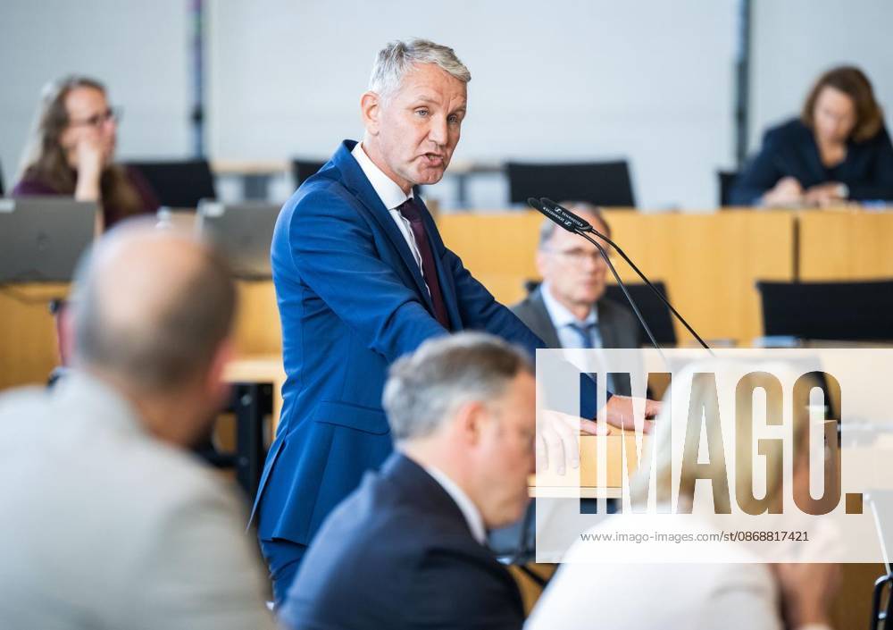 8 THURINGIAN STATE PARLIAMENT 55th PLENARY SESSION ** FOR ** ** Oct. 7, 2026, Erfurt, Thuringian State Parliament, 8th Legislative Period, 55th Plenary Session. Photo: Björn Höcke (AfD), parliamentary group leader; Minister President Mario Voigt (CDU); Left Party, Germany, Thuringia, Erfurt. Copyright SaschaxFromm