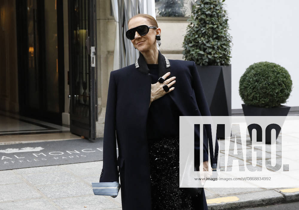 Céline Dion greets her fans in the rain as she leaves the Royal Monceau Hotel in Paris, before heading to the La Plénitude Arena in Paris La Défense to continue her concert series, October 7, 2026 Marc Ausset Lacroix Bestimage Celine Dion greets fans in the rain as she leaves the Royal Monceau Hotel in Paris, before heading to the La Plénitude Arena at Paris La Défense to continue her concert series on October 7, 2026 Paris, France