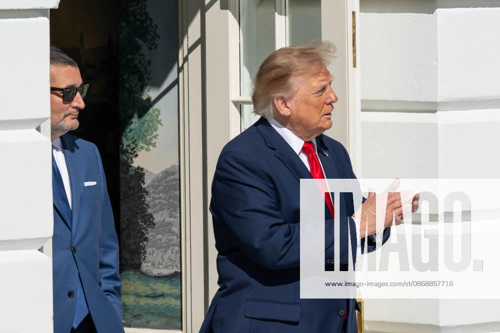President DONALD TRUMP and Sen. TED CRUZ walk out onto the South Lawn of the White House ahead of Trumpâ€⠢s departure for San Antonio, Texas, where he is scheduled to headline a midterm campaign rally. Washington United States - ZUMAk206 20261007_znp_k206_025