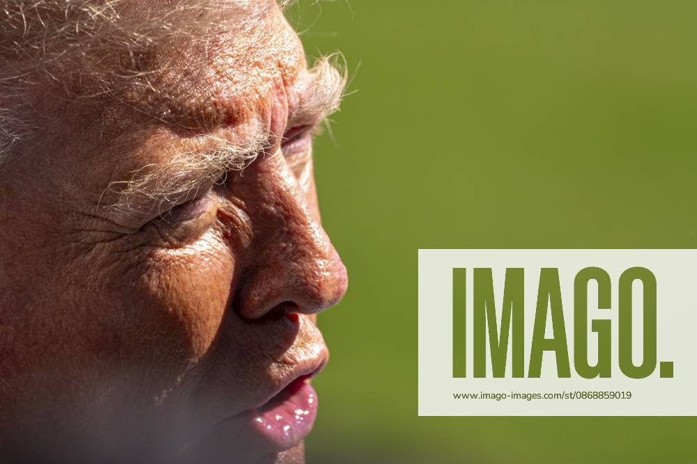 President Donald Trump speaks to the media before departing on Marine One from the South Lawn of the White House..Trump was enroute to a campaign event in San Antonio, Texas. Washington USA - ZUMAs197 20261007_aaa_s197_164