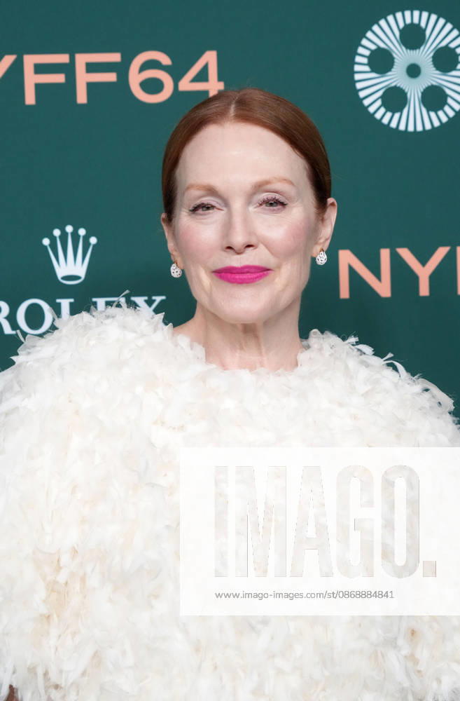 JULIANNE MOORE attends ‘The Debutâ€⠢ Red Carpet Arrivals at the 64th New York Film Festival,.Alice Tully Hall, Lincoln Center, NYC.October 7, 2026 . The Debut Red Carpet Arrivals At The 64th New York Film Festival,.Alice Tully Hall, Lincoln Center, NYC.October 7, 2026 . New York USA - ZUMAms4_ 20261007_faf_ms4_001