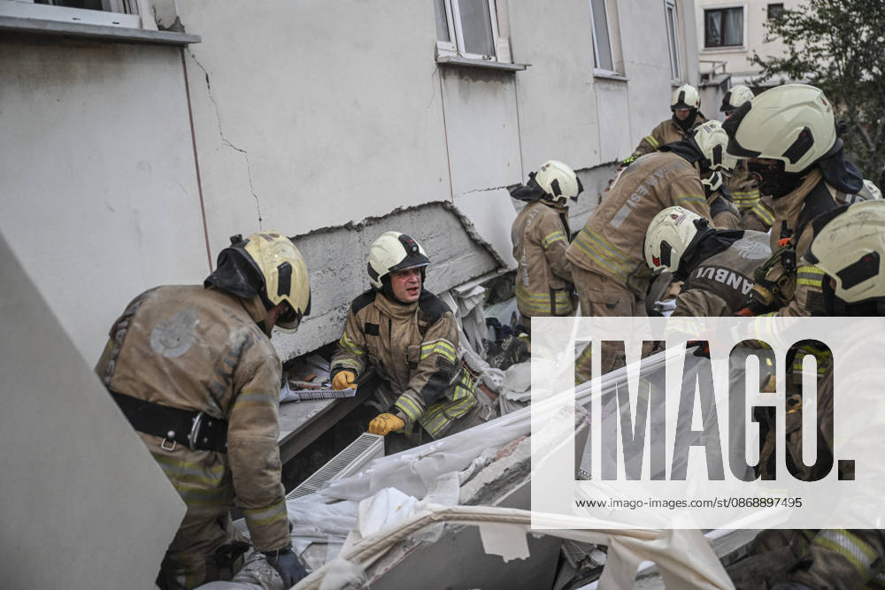 Partial collapse occurs in 7-story building in Istanbul s Maltepe district ISTANBUL, TURKIYE - OCTOBER 8: Search and rescue teams continue efforts to locate and rescue people trapped under the rubble as an injured person is taken to a hospital by ambulance after the lower floors of a seven-story building partially collapse in the Maltepe district of Istanbul, Turkiye, on October 8, 2026. Murat Sengul Anadolu Istanbul Turkey. Editorial use only. Please get in touch for any other usage.