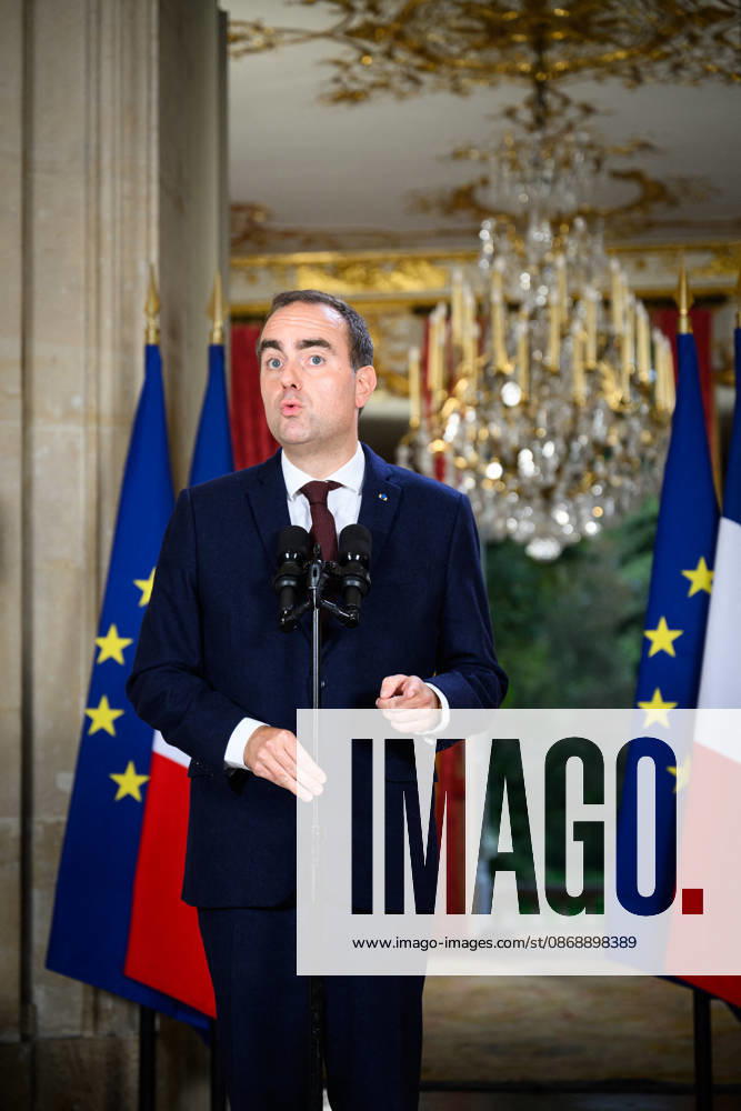 Prime Minister Sébastien Lecornu made, from Matignon, a statement regarding the high school students’ protests on October 7, 2026 Eric Tschaen Pool Bestimage Prime Minister Sébastien Lecornu made a statement from Matignon about the high school students’ protests on October 7, 2026 Paris, France