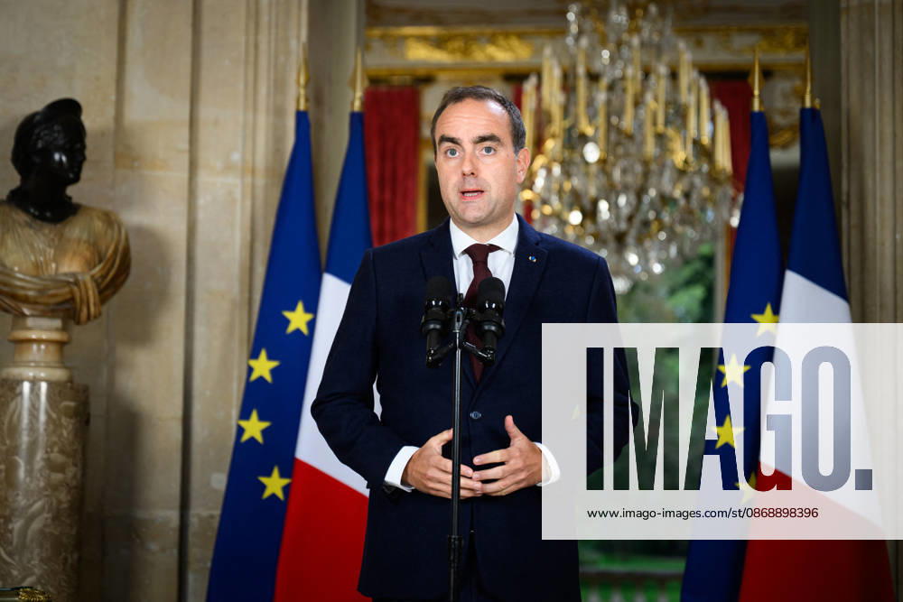 Prime Minister Sébastien Lecornu made, from Matignon, a statement regarding the high school students’ protests on October 7, 2026 Eric Tschaen Pool Bestimage Prime Minister Sébastien Lecornu made a statement from Matignon about the high school students’ protests on October 7, 2026 Paris, France