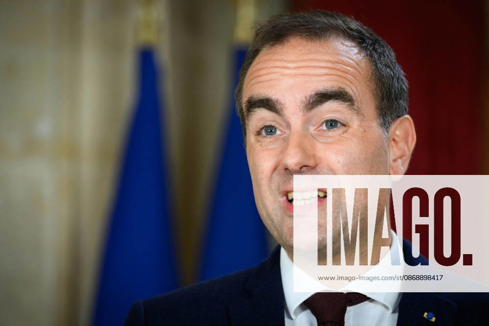 Prime Minister Sébastien Lecornu made, from Matignon, a statement regarding the high school students’ protests on October 7, 2026 Eric Tschaen Pool Bestimage Prime Minister Sébastien Lecornu made a statement from Matignon about the high school students’ protests on October 7, 2026 Paris, France