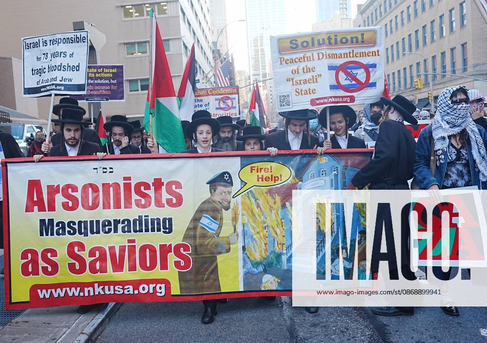 Pro-Palestinians rally outside City Hall NEW YORK, UNITED STATES - OCTOBER 07: Pro-Palestinian Americans rally outside City Hall and march to Union Square in New York, United States, on October 7, 2026, marking the anniversary of the October 7 attacks on Gaza. Selcuk Acar Anadolu New York United States. Editorial use only. Please get in touch for any other usage.