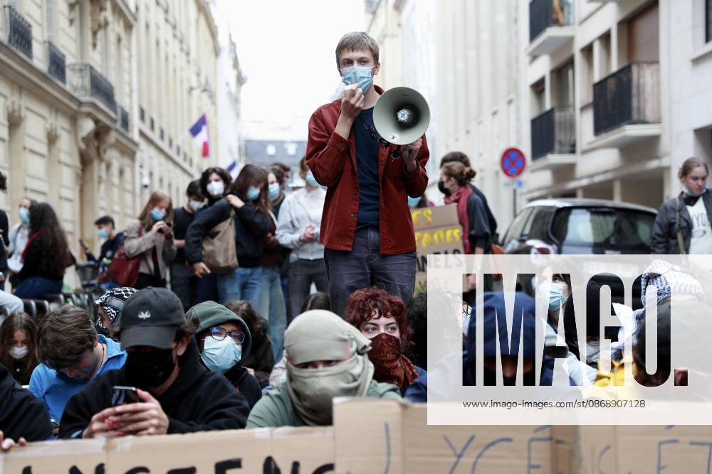 Student protests continue in France Students stage a sit-in on a street facing the elite Parisian institution Sciences Po in Paris on Oct. 7, 2026, as high school and university students continue to rally in France in protest over overcrowded classrooms, teacher shortages and other problems in the country s education system. A14AA0005630440P