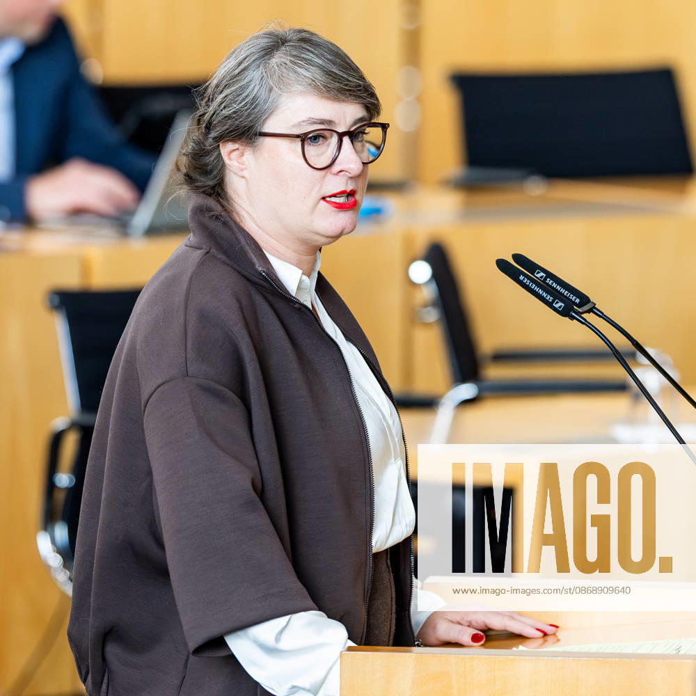 GER, Politics News, 8th Legislative Session, 57th Plenary Session in the Plenary Hall of the Thuringian State Parliament, Ulrike Grosse Röthig, The Left, 99096 Erfurt, Thuringian State Parliament, Thuringia, Germany