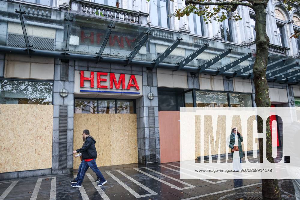 A store protects its display window in Liege city center during a protest against education reforms and budget cuts, on Thursday 8 October 2026. For several days protests turned violent, mainly due to rioters who vandalize the city centre and face police. The city of Liege announced a ban of gathering of more than three minors on public space, unless with a responsible adult, to prevent the gathering of rioters who have nothing to do with the original movement. BRUNOxFAHY 189130060