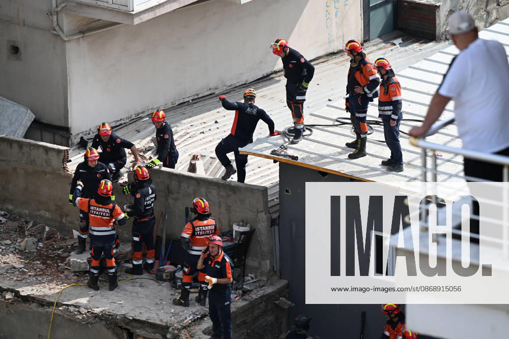 Partial collapse occurs in 7-story building in Istanbul s Maltepe district ISTANBUL, TURKIYE - OCTOBER 8: Search and rescue personnel, including firefighters, AFAD, UMKE, and police teams, operate at the site of a partial building collapse in the Cevizli neighborhood of Maltepe district, Istanbul, Turkiye on October 8, 2026. Trapped residents on the unaffected upper floors were evacuated while emergency teams initiated search and rescue efforts beneath the collapsed lower levels. Ten people were rescued alive from the rubble, while officials confirmed two fatalities as of late morning. Ahmet Okatali Anadolu Istanbul Turkey. Editorial use only. Please get in touch for any other usage.
