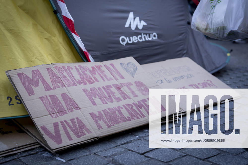 Protesters at Sol Square Stand by Their Demands for Housing A banner reading Maricarmen Is Dead, Long Live Maricarmen during the housing protest at Puerta del Sol on October 8, 2026, in Madrid, Spain. The encampment at Sol has spilled over into the square, and the protesters are maintaining their demands against evictions and exorbitant rents. The Official State Gazette (BOE) published yesterday, October 7, the new version of the housing and rent decrees that the Council of Ministers approved the previous day OCTOBER 8, 2026 A Pé Madrid, Madrid, Spain