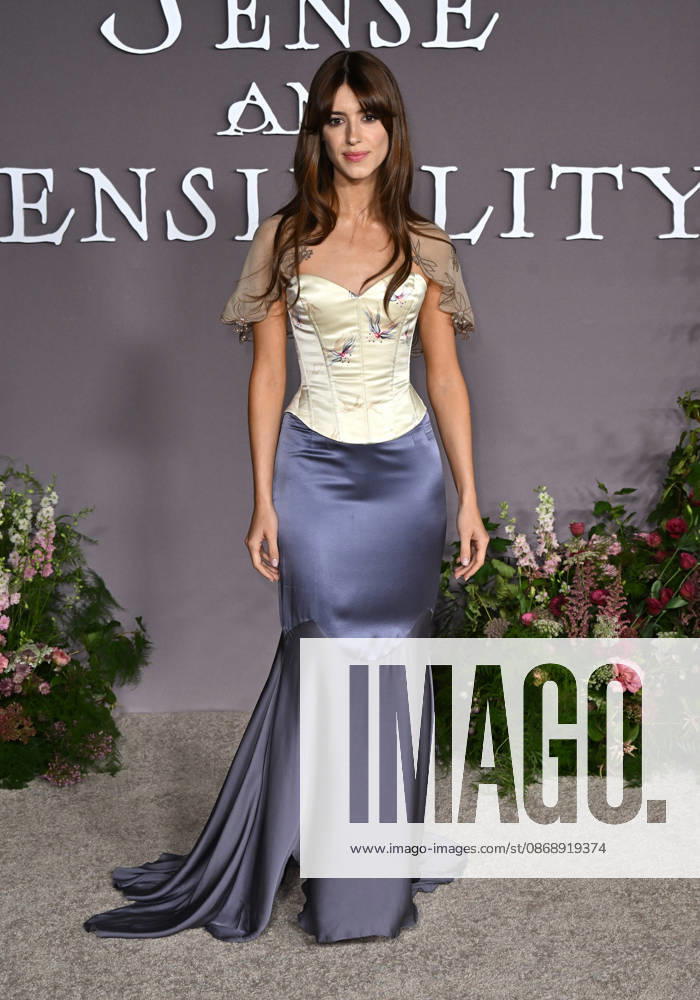 ˜Sense and Sensibility Los Angeles Premiere Daisy Edgar-Jones arriving at the Sense and Sensibility Los Angeles premiere held at the United Theatre in Los Angeles, Ca. on October 7, 2026. Los Angeles United Theatre California USA