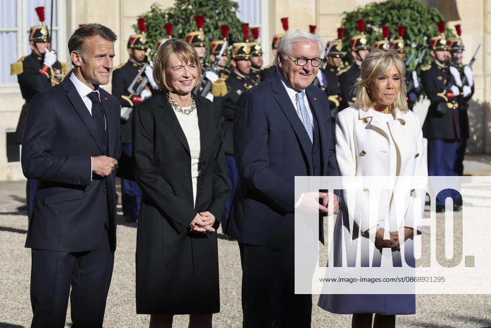 Accueil de Frank-Walter Steinmeier, PrÃ sident de la RÃ publique fÃ dÃ rale d Allemagne et de Elke Budenbender par Emmanuel Macron, PrÃ sident de la RÃ publique et Brigitte Macron ce jeudi 8 octobre au palais de lElysÃ e