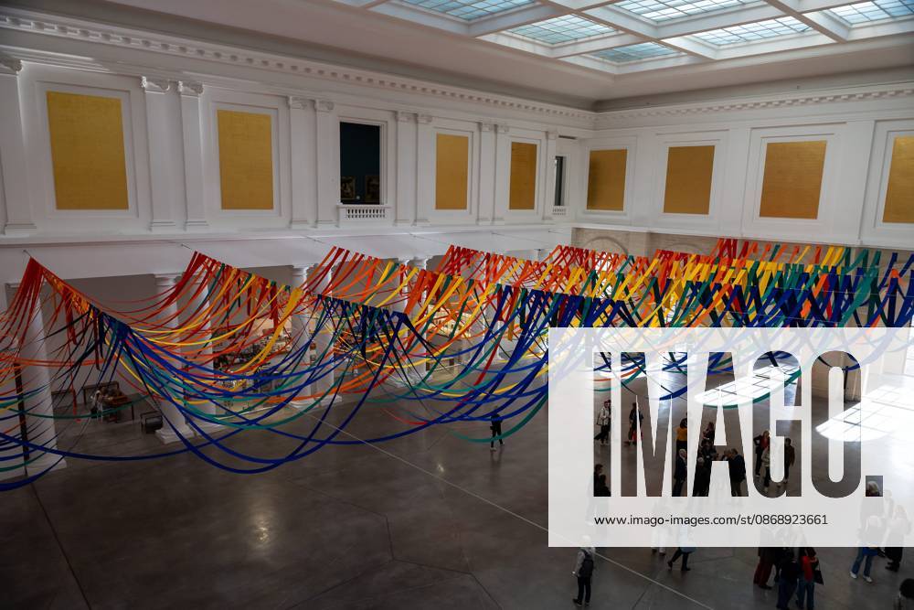 Exhibition Au dela by Sheila Hicks PHOTOPQR VOIX DU NORD FLORENT MOREAU October 8, 2026 LILLE October 8, 2026 The exhibition Au dela by artist Sheila Hicks, is on view at the Palais des Beaux-Arts PHOTO FLORENT MOREAU LA VOIX DU NORD LILLE, FRANCE, OCTOBER 8, 2026 Sheila Hicks – Beyond exhibition at the Palais des Beaux Arts in Lille The internationally renowned American artist presents a new installation in the museum’s atrium, exploring textile fiber through monumental works created especially for the space HAUTS-DE-FRANCE France