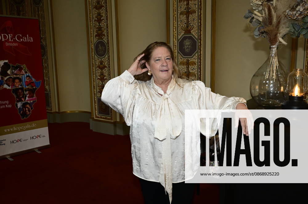 Kathy Kelly at the press conference and presentation of the 16th HOPE Award for the 18th HOPE Gala in Dresden at the Schauspielhaus Dresden, Dresden
