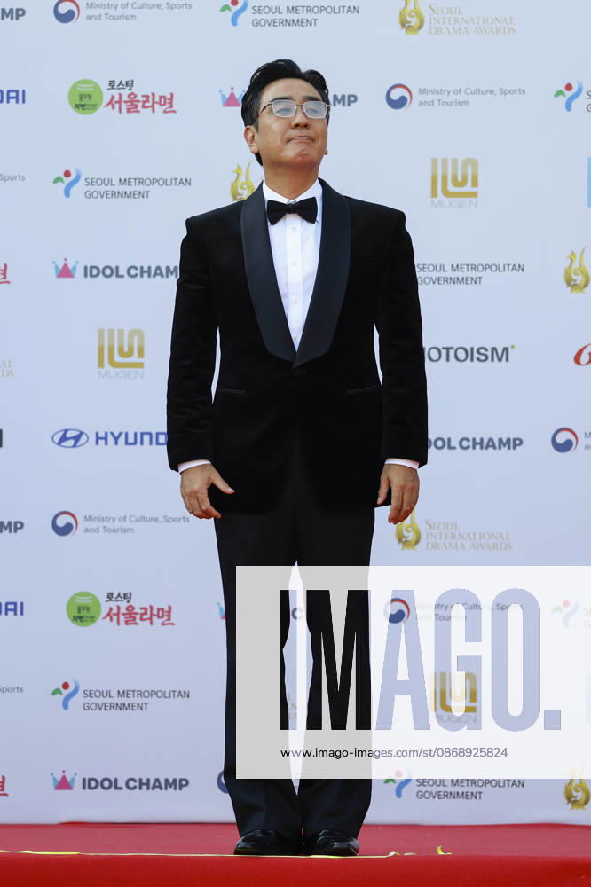 Red carpet at Seoul Drama Awards in South Korea South Korean actor Ryu Seung-ryong poses for photos on the red carpet during the 21st Seoul International Drama Awards in Seoul, South Korea, on October 08, 2026. Seoul South Korea