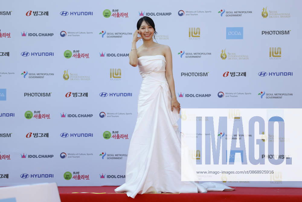 Red carpet at Seoul Drama Awards in South Korea South Korean singer and actress Jeong Eun-ji poses for photos on the red carpet during the 21st Seoul International Drama Awards in Seoul, South Korea, on October 08, 2026. Seoul South Korea
