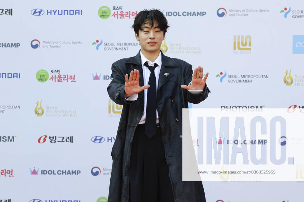 Red carpet at Seoul Drama Awards in South Korea South Korean actor Koo Kyo-hwan poses for photos on the red carpet during the 21st Seoul International Drama Awards in Seoul, South Korea, on October 08, 2026. Seoul South Korea
