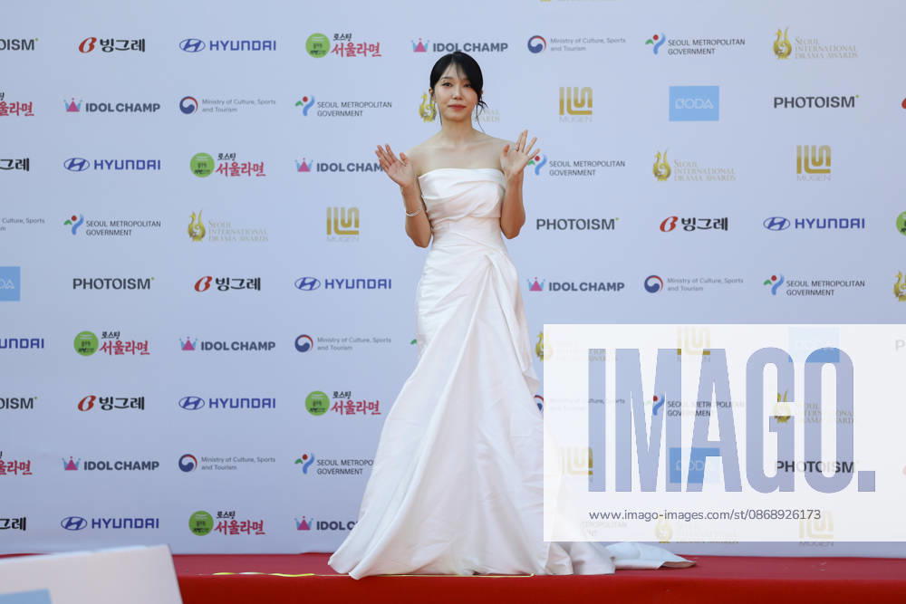 Red carpet at Seoul Drama Awards in South Korea South Korean singer and actress Jeong Eun-ji poses for photos on the red carpet during the 21st Seoul International Drama Awards in Seoul, South Korea, on October 08, 2026. Seoul South Korea