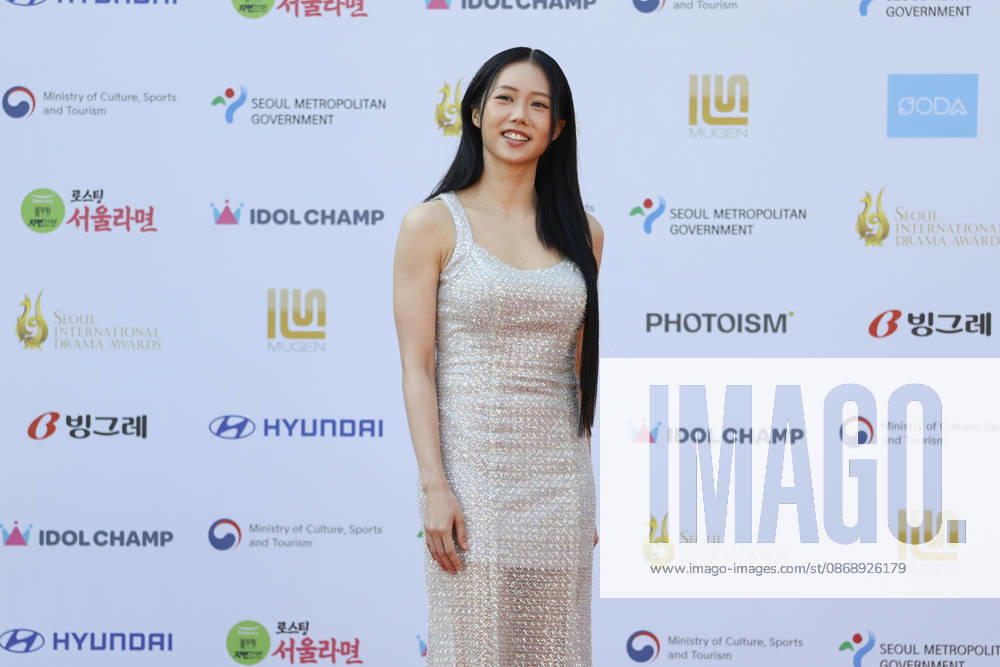 Red carpet at Seoul Drama Awards in South Korea Singaporean actress Gladys Bay poses for photos on the red carpet during the 21st Seoul International Drama Awards in Seoul, South Korea, on October 08, 2026. Seoul South Korea