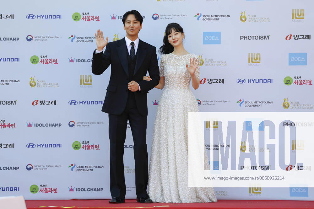 Red carpet at Seoul Drama Awards in South Korea South Korean actor Kim Nam-gil (L) and announcer Lee Jae-eun pose for photos on the red carpet during the 21st Seoul International Drama Awards in Seoul, South Korea, on October 08, 2026. Seoul South Korea