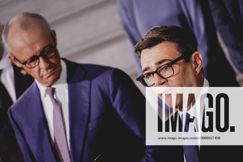 L R Friedrich Merz of the CDU, Chancellor of Germany, and Andrew Burnham, Prime Minister of the United Kingdom, photographed during a press conference in Berlin, October 8, 2026, Berlin, Germany