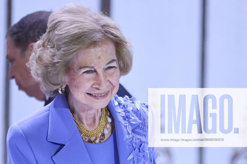 QUEEN SOFIA attends Mapfre Foundation Social awards Madrid Spain - ZUMAc260 20261008_zep_c260_001