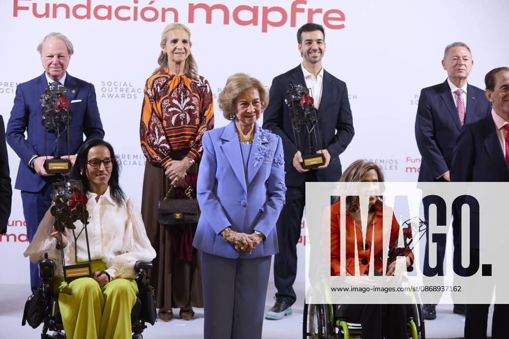 QUEEN SOFIA attends Mapfre Foundation Social awards Madrid Spain - ZUMAc260 20261008_zep_c260_016
