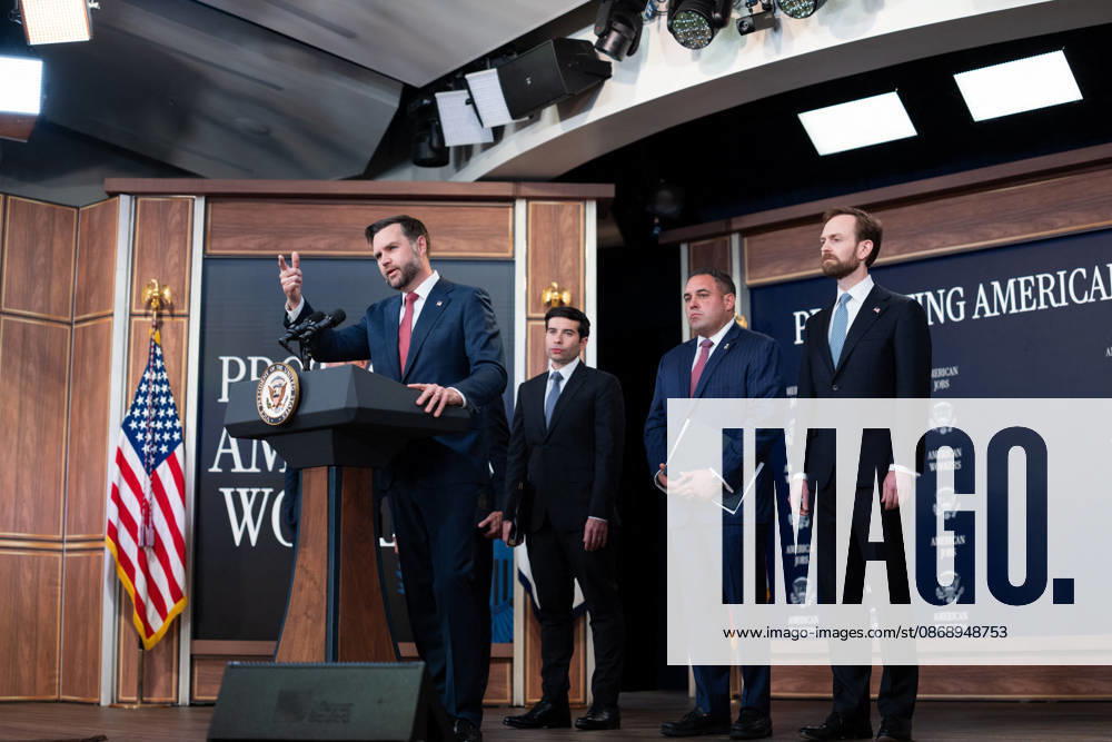 JD Vance During Immigration Program Announcement - Washington Vice President JD Vance gives remarks during an announcement in the South Court Auditorium of the Eisenhower Executive Office Building at the White House in Washington, DC, US, on Thursday, Oct. 8, 2026. The Trump administration said Thursday that it would suspend an immigration program for multiple tech firms, including Microsoft Corp., alleging widespread abuse of a worker visa system. Photo by Aaron Schwartz Pool ABACAPRESS.COM Washington District of Columbia
