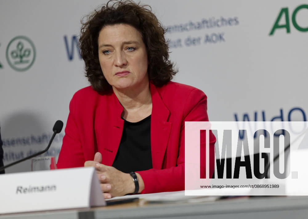 AOK Absenteeism Report 2026 Unveiled October 8, 2026, Germany, Berlin Press Conference: Absenteeism Report 2026 by the AOK Federal Association and the AOK Scientific Institute (WIsO). Pictured: Dr. Carola Reimann, Chairwoman of the Board of the AOK Federal Association