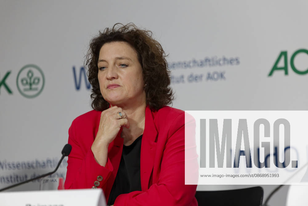 AOK Absenteeism Report 2026 Unveiled October 8, 2026, Germany, Berlin Press Conference: Absenteeism Report 2026 by the AOK Federal Association and the AOK Scientific Institute (WIsO). Pictured: Dr. Carola Reimann, Chairwoman of the Board of the AOK Federal Association