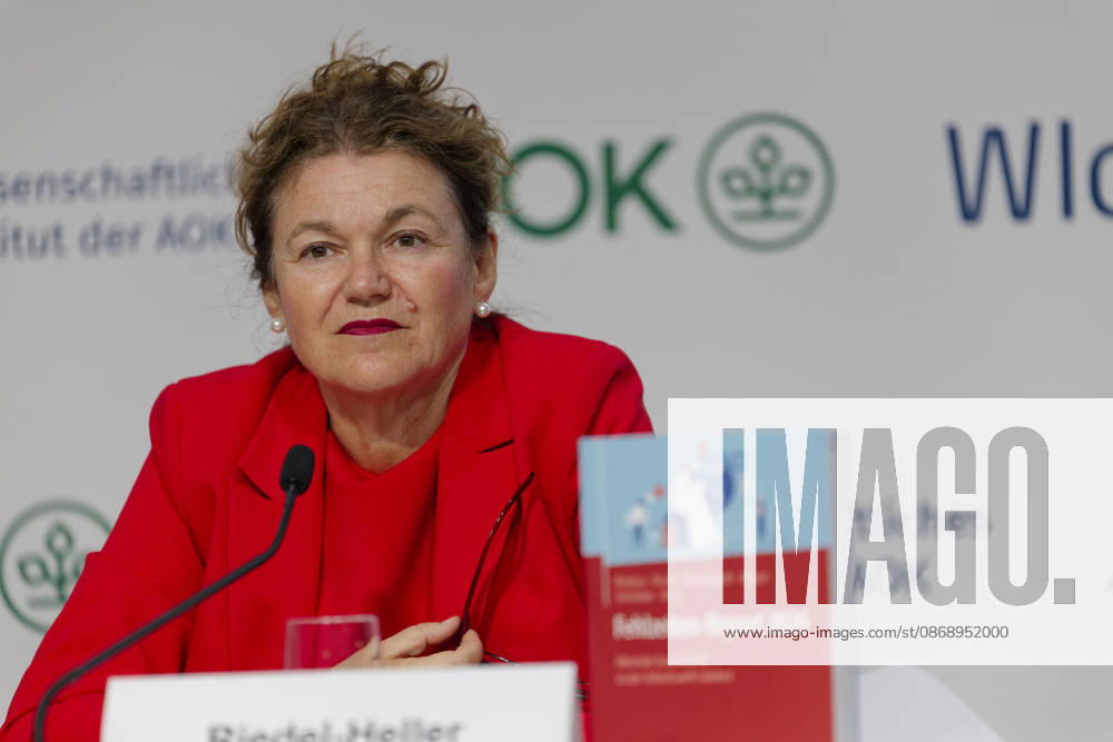 AOK Absenteeism Report 2026 Presented October 8, 2026, Germany, Berlin Press Conference: Absenteeism Report 2026 by the AOK Federal Association and the AOK Scientific Institute (WIsO). Pictured: Prof. Dr. med. Steffi G. Riedel-Heller, MPH, Director of the Institute for Social Medicine, Occupational Medicine, and Public Health at the University o